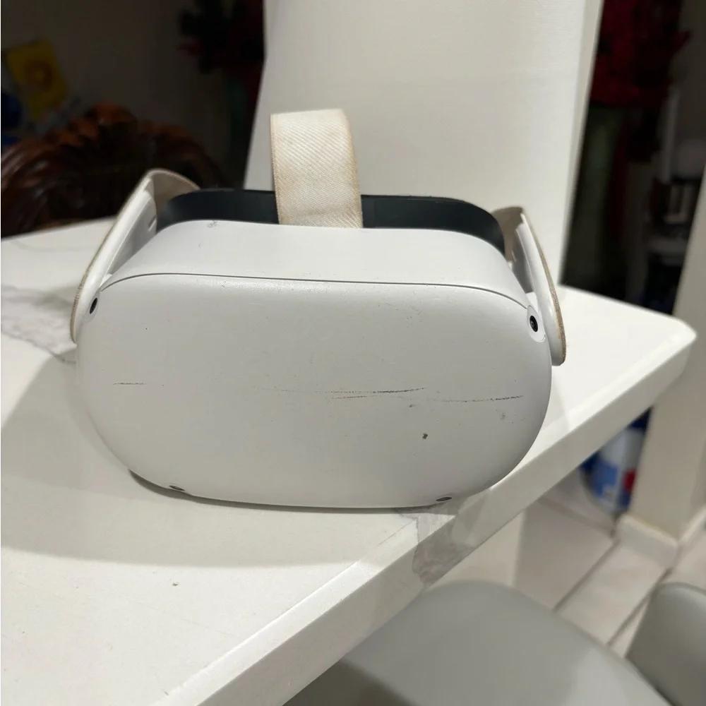 White Black Vr (USED)